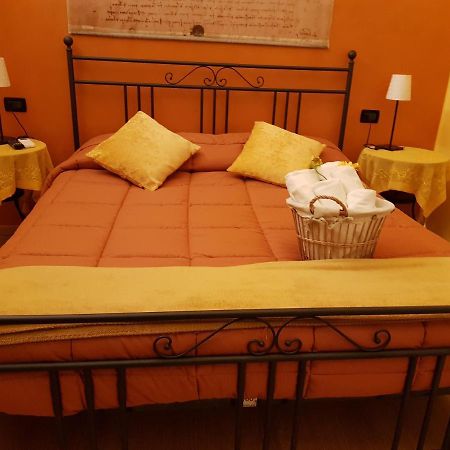 Ghiro Ghiotto Bed & Breakfast Pietra Ligure Exterior photo