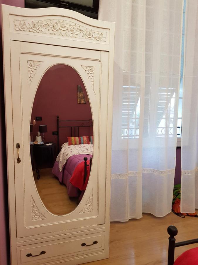 Ghiro Ghiotto Bed & Breakfast Pietra Ligure Exterior photo