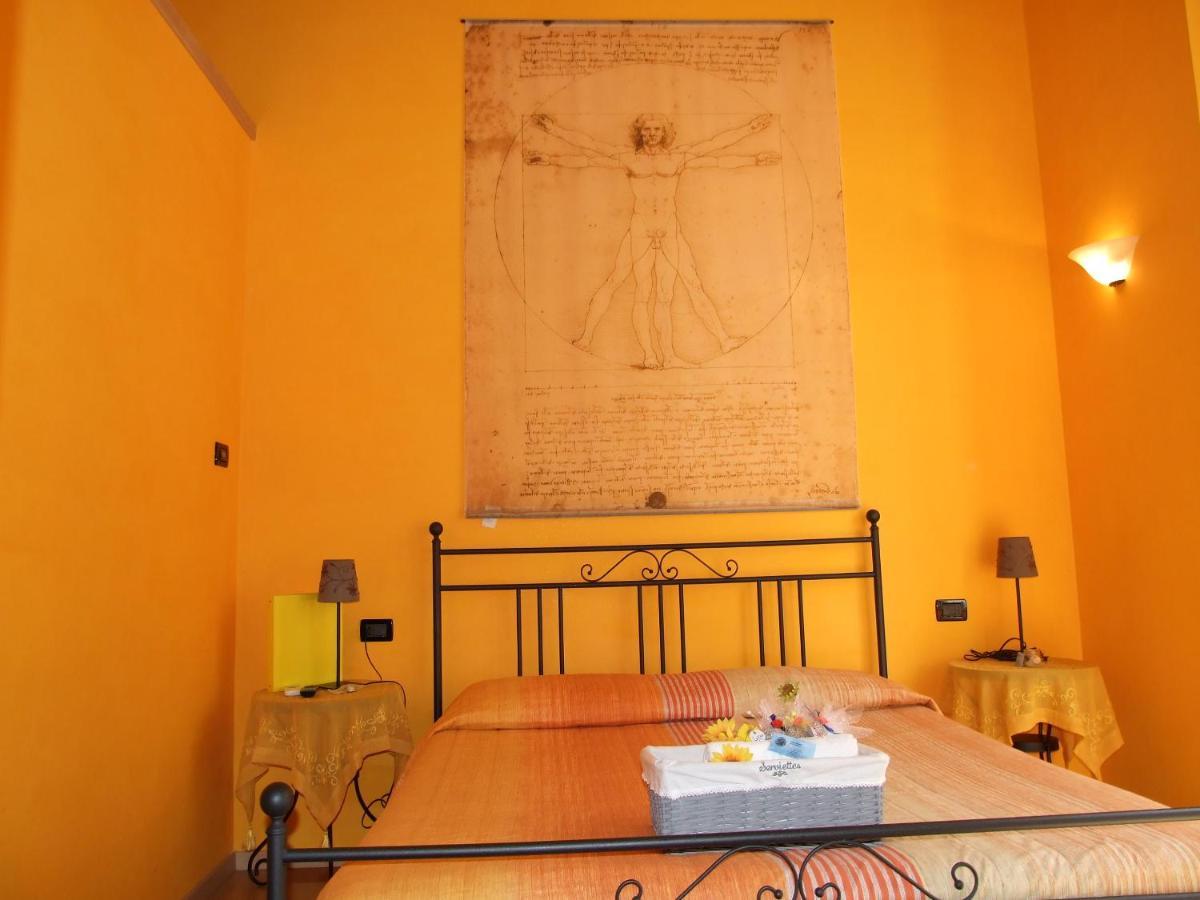 Ghiro Ghiotto Bed & Breakfast Pietra Ligure Exterior photo