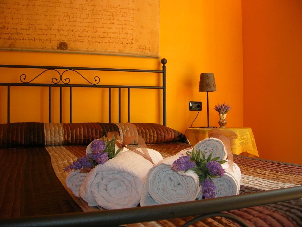 Ghiro Ghiotto Bed & Breakfast Pietra Ligure Exterior photo