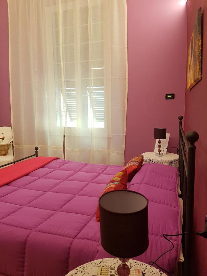 Ghiro Ghiotto Bed & Breakfast Pietra Ligure Exterior photo