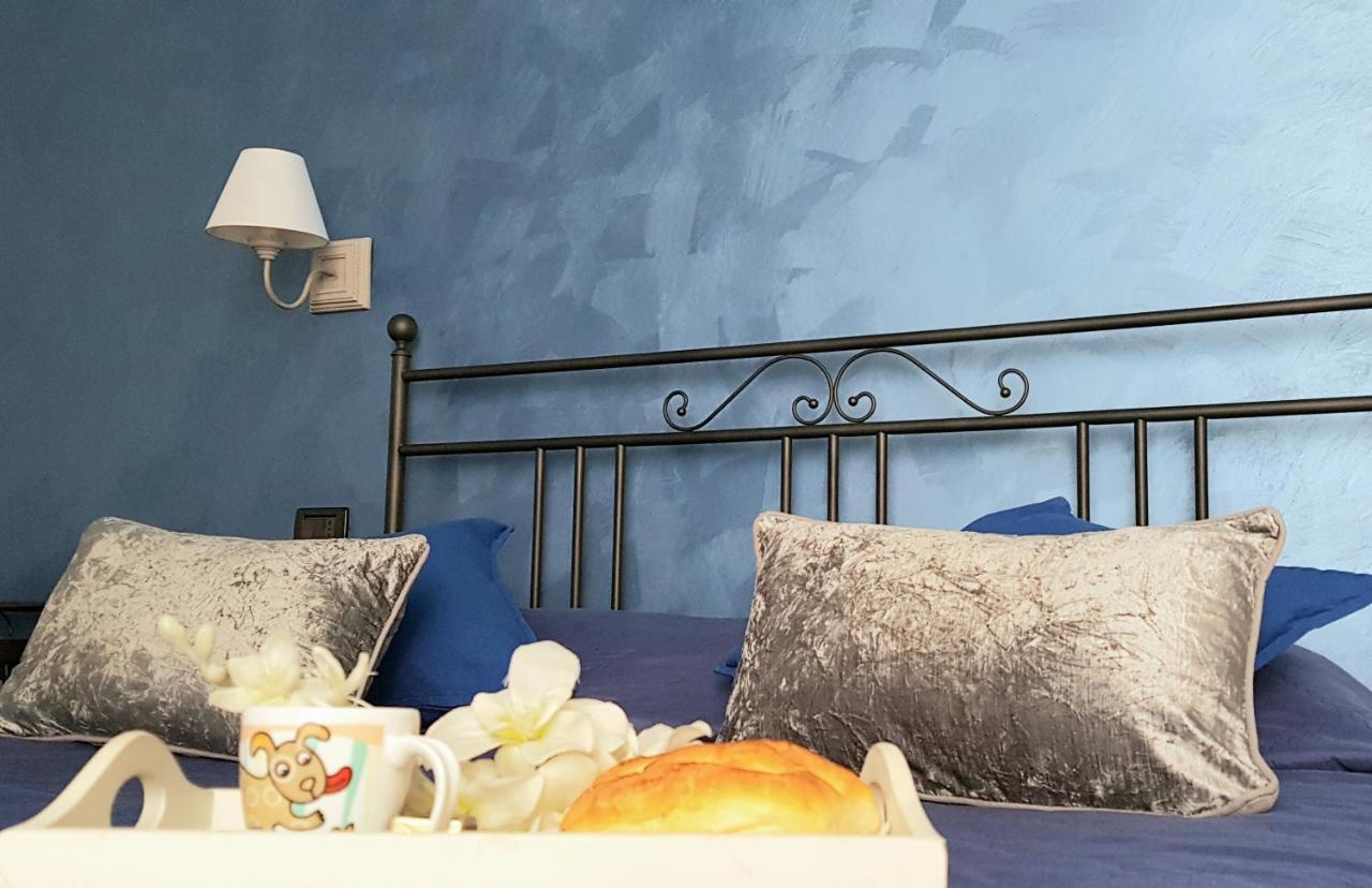 Ghiro Ghiotto Bed & Breakfast Pietra Ligure Exterior photo